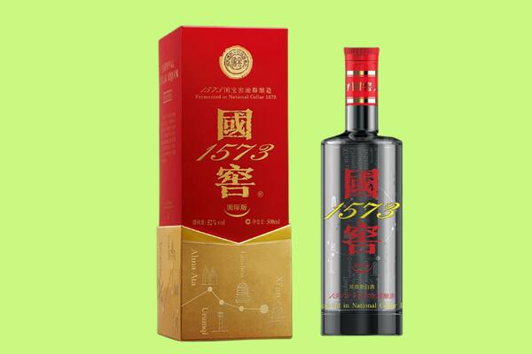 延安市富县回收国窖1573.jpg
